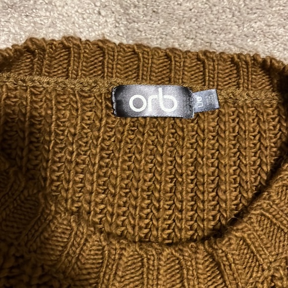 Women’s Orb Arcrylic Brown Cozy Sweater - Picture 2 of 5